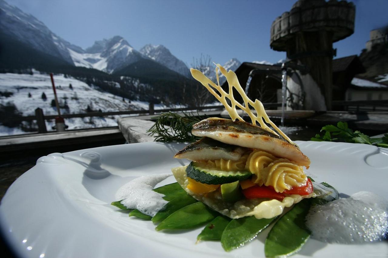 Schlosshotel Chaste Tarasp Ngoại thất bức ảnh