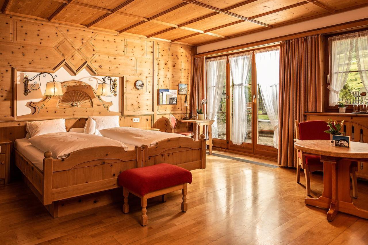 Schlosshotel Chaste Tarasp Phòng bức ảnh